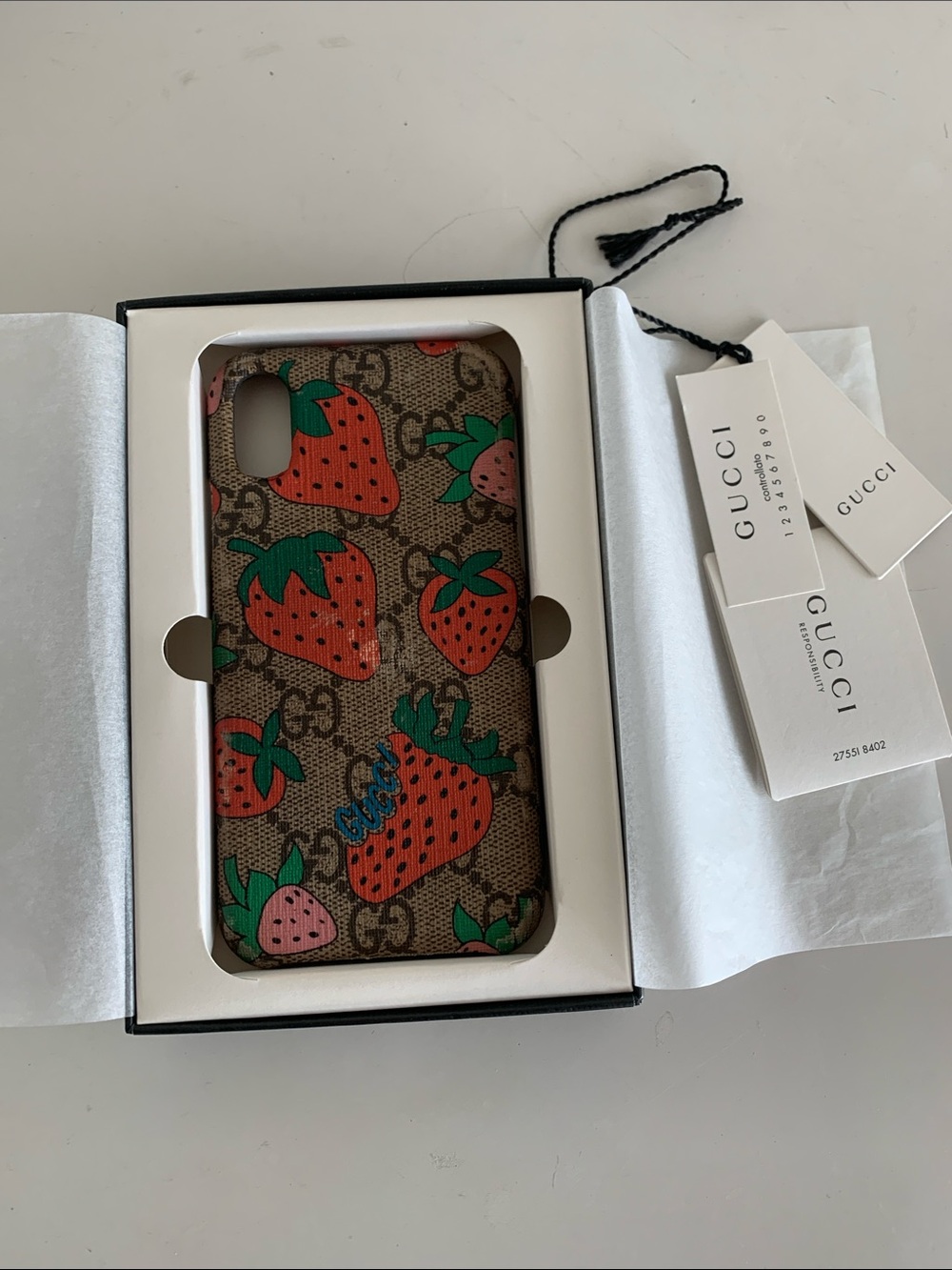 Gucci logo strawberry case for IPhone X and XS preloved authentic w/ orig box